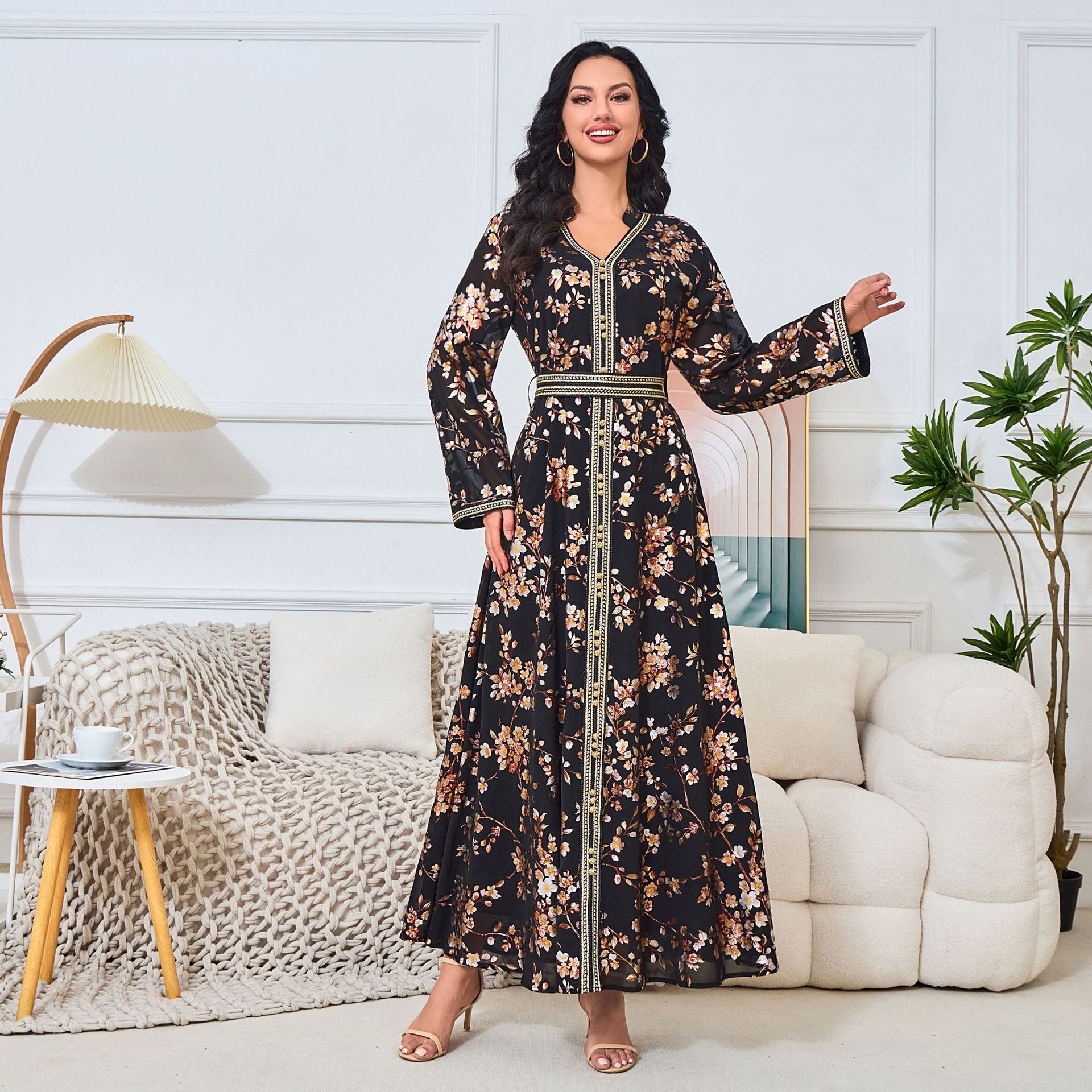 Arabian Clothing Dubai Women's - Street Fashion Dubai recensie en prijs