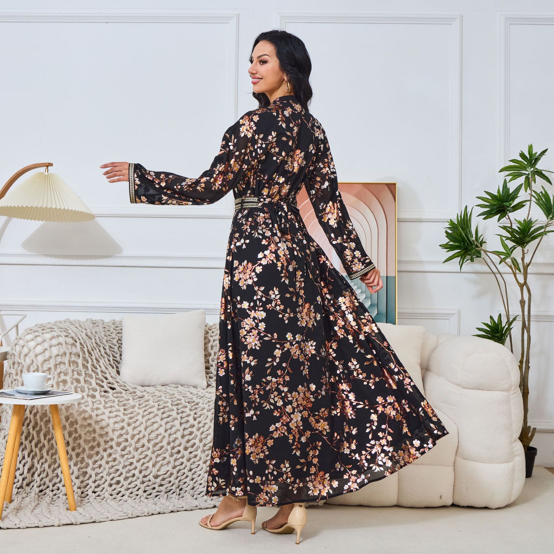 Arabian Clothing Dubai Women's - Street Fashion Dubai recensie en prijs